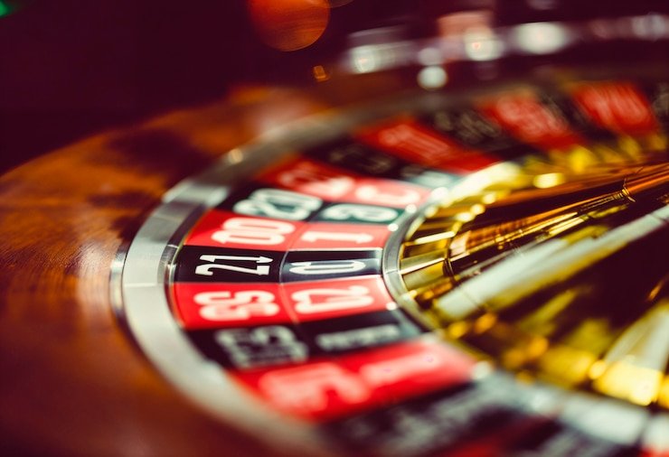 Pilihan kategori permainan di ayutogel login setelah deposit DANA berhasil — sportsbook, live dealer, slot, esports
